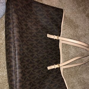 Micheal Kors Tote